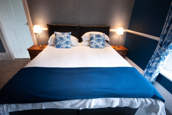 Room 8